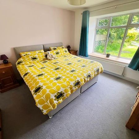 Self-Contained Ensuite Double Or Twin Bedroom In Pentir Бангор Екстер'єр фото
