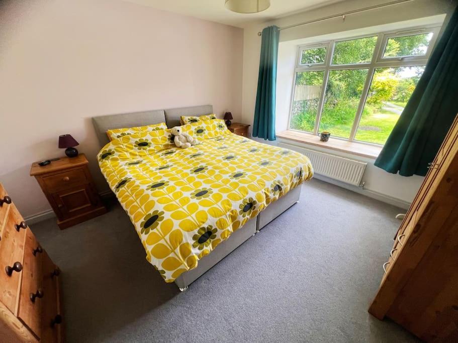 Self-Contained Ensuite Double Or Twin Bedroom In Pentir Бангор Екстер'єр фото